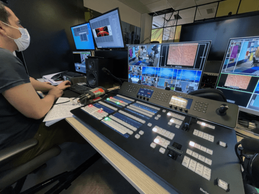le-264-studio-video-paris-8-regie-live-stream-multi-camera