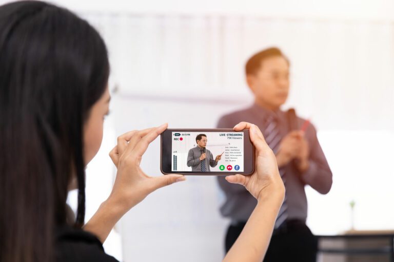 Comment promouvoir votre événement en ligne pour attirer un public large